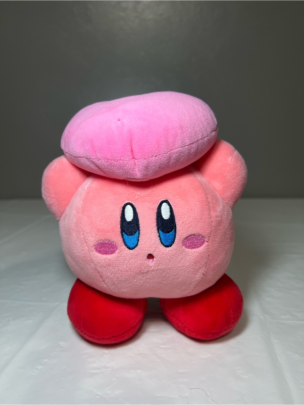 Kirby Super Star Ultra Kirby Holding a Heart Plush